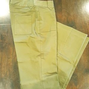BR | Green Pants